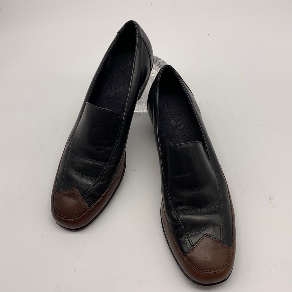 Walking Cradles Black and Brown Leather Loafers size 9N